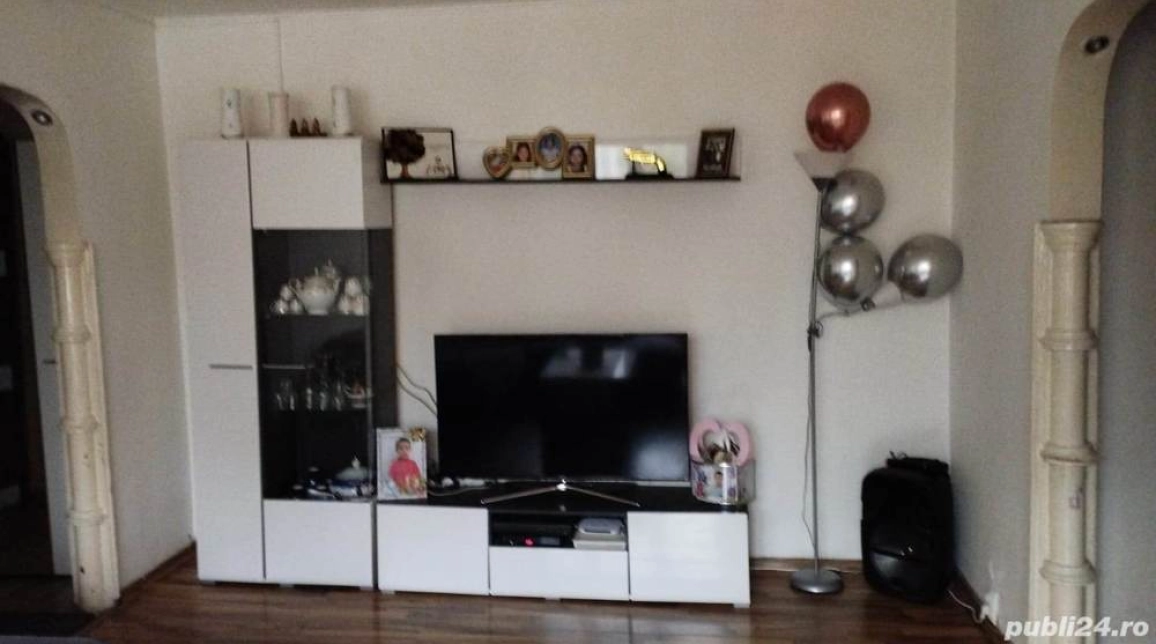 Oferta Apartament, 3 camere semidecomandat, 71 mp, Podu Ros, de vanzare,  Giratoriu Podu Ros imagine 1