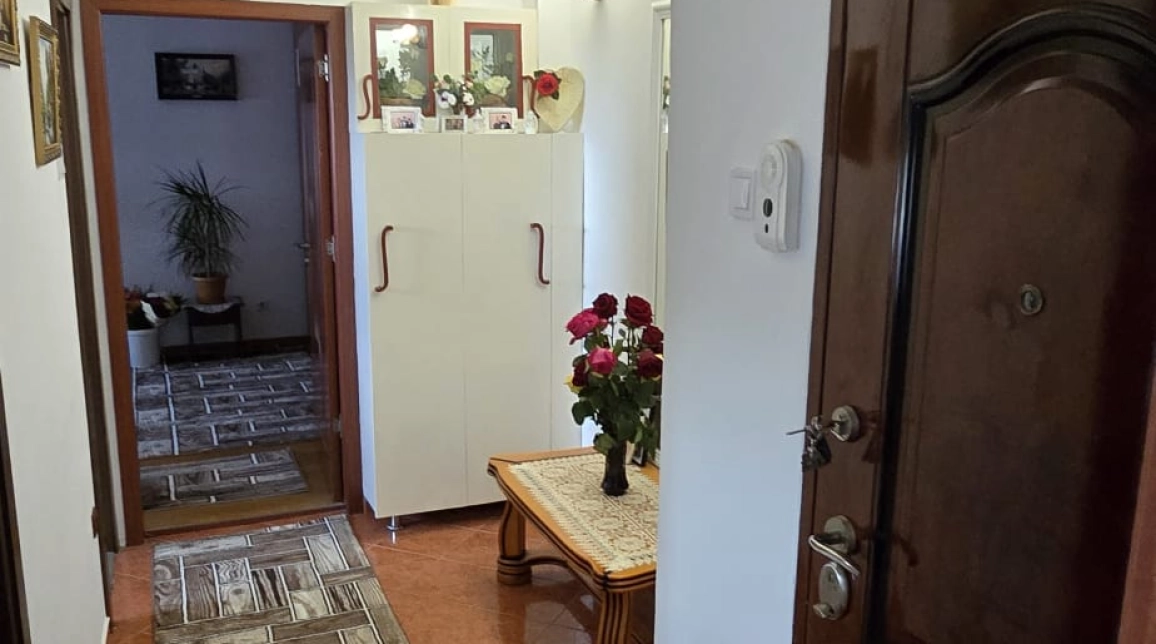 Oferta Apartament, 3 camere semidecomandat, 65 mp, Podu Ros, de vanzare,  Sensul giratoriu imagine 15
