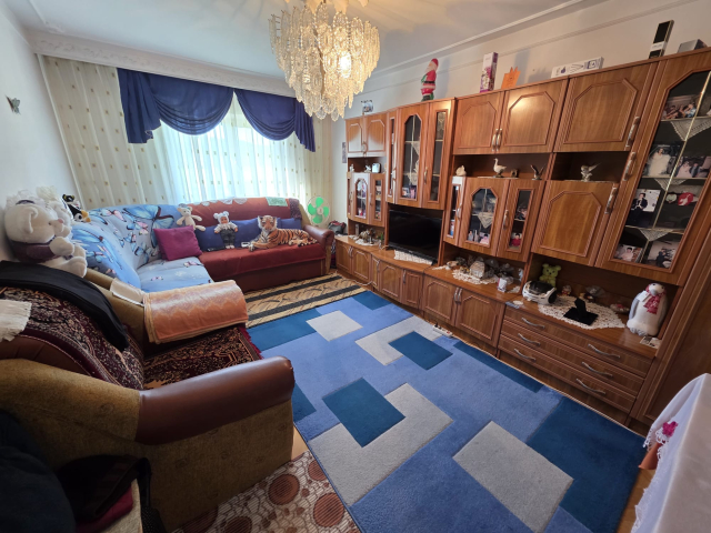 Apartament, 2 camere  decomandat,  48 mp, Dacia, de vanzare,   162261