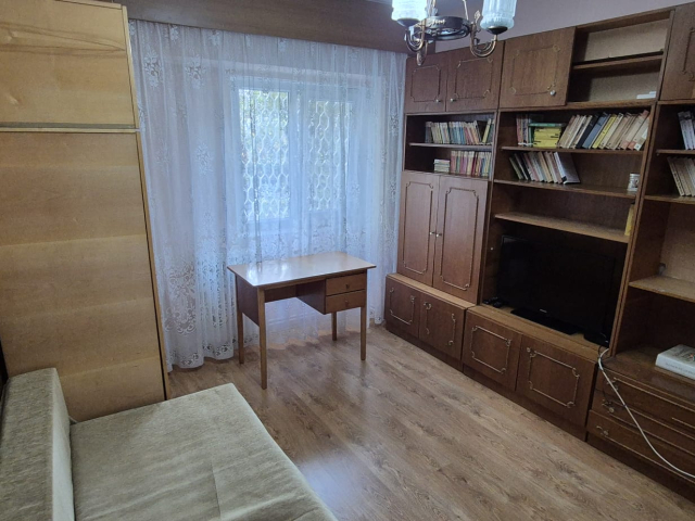 3 camere,  decomandat,  70 mp, de vanzare apartament in zona Centru,  (Intersectie Podul de fier) 163168