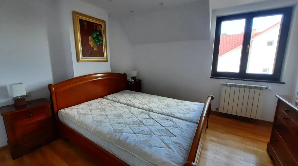 Oferta Stefan cel mare casa 300 mp, 6 camere, de vanzare,  Club Sportiv Ceahlaul / Palatul Copiilor imagine 8