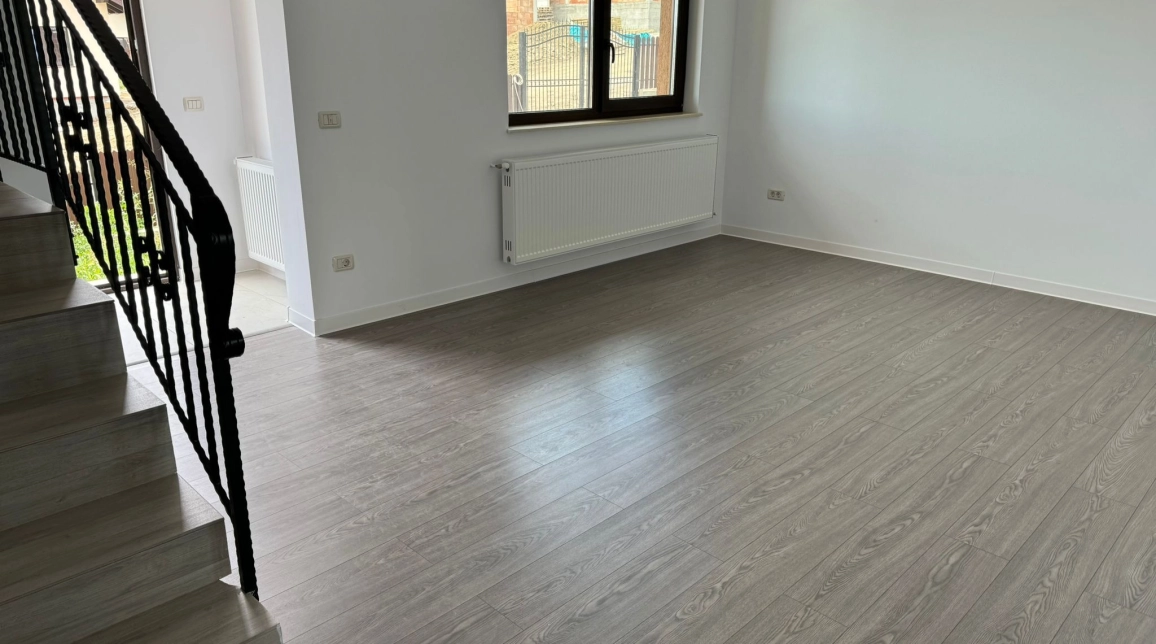 Oferta Casa de vanzare, 3 camere, 90 mp, Miroslava,  la 2.2 km de Primaria Miroslava imagine 8