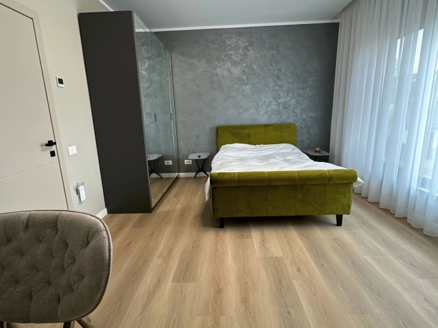 Apartament 4 camere - Bucium