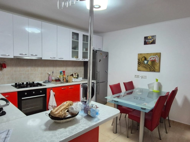 Apartament 3 camere - Visani