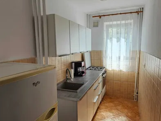 Apartament de inchiriat, 2 camere,  ,  50 mp, Podu Ros,  (Liceul Racovita) 161265
