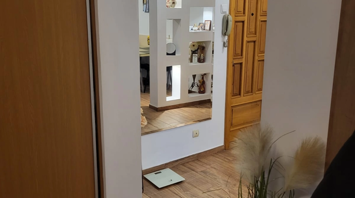 Oferta Gara apartament 80 mp, 3 camere, decomandat, de vanzare,  ARCU, CARREFOUR MARKET imagine 13