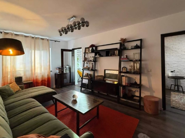 2 camere,  decomandat,  48 mp, de vanzare apartament in zona Dacia,   162243