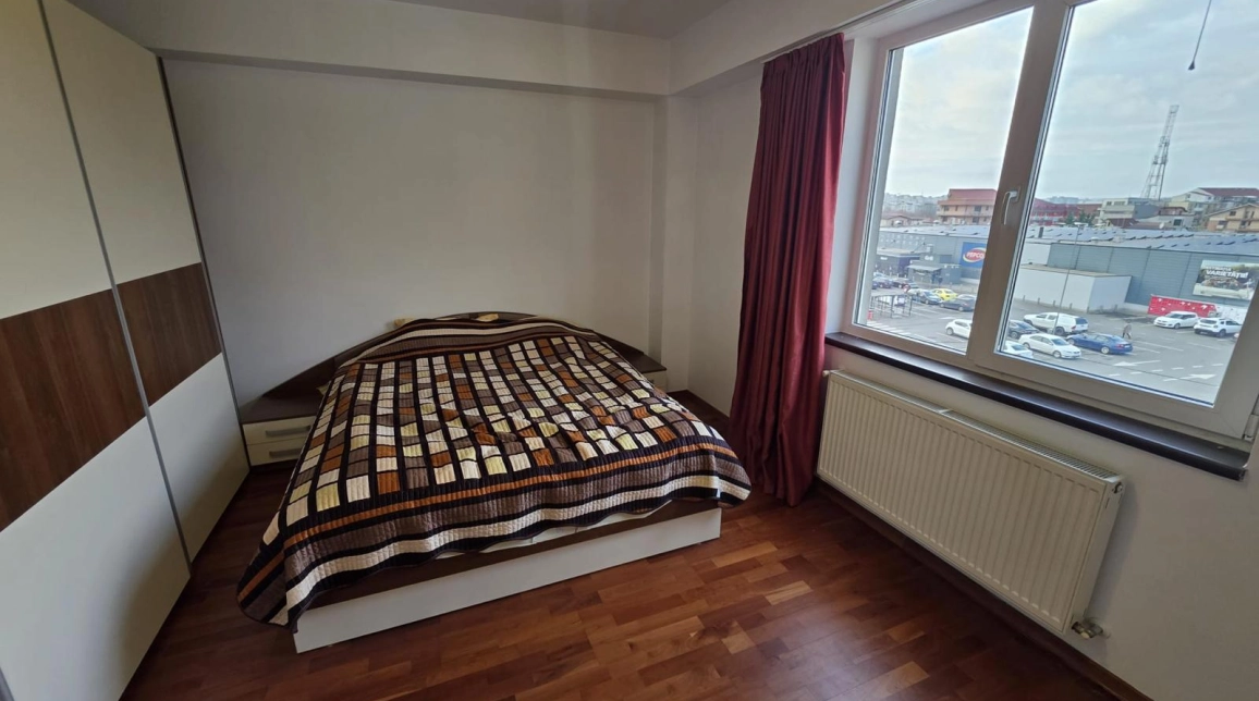 Oferta Apartament, 3 camere decomandat, 114 mp, Centru, de vanzare,  In spate la Mitropolie imagine 4