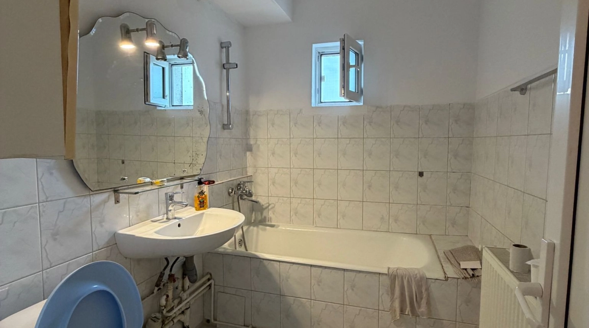 Oferta 2 camere, decomandat, 51 mp, de vanzare apartament in zona Nicolina,  Nicolina 2 Prima statie imagine 7