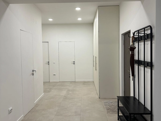 Apartament 3 camere - Centru