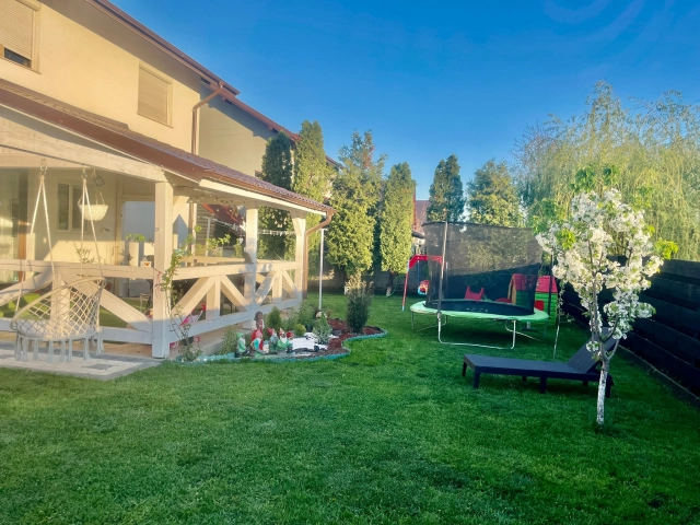 Apartament 4 camere - Valea Lupului