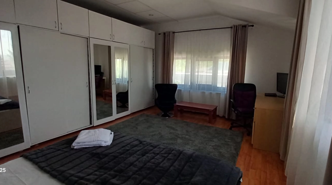 Oferta De vanzare casa, 9 camere, 303 mp, Tatarasi,  Moara de Vant  imagine 6