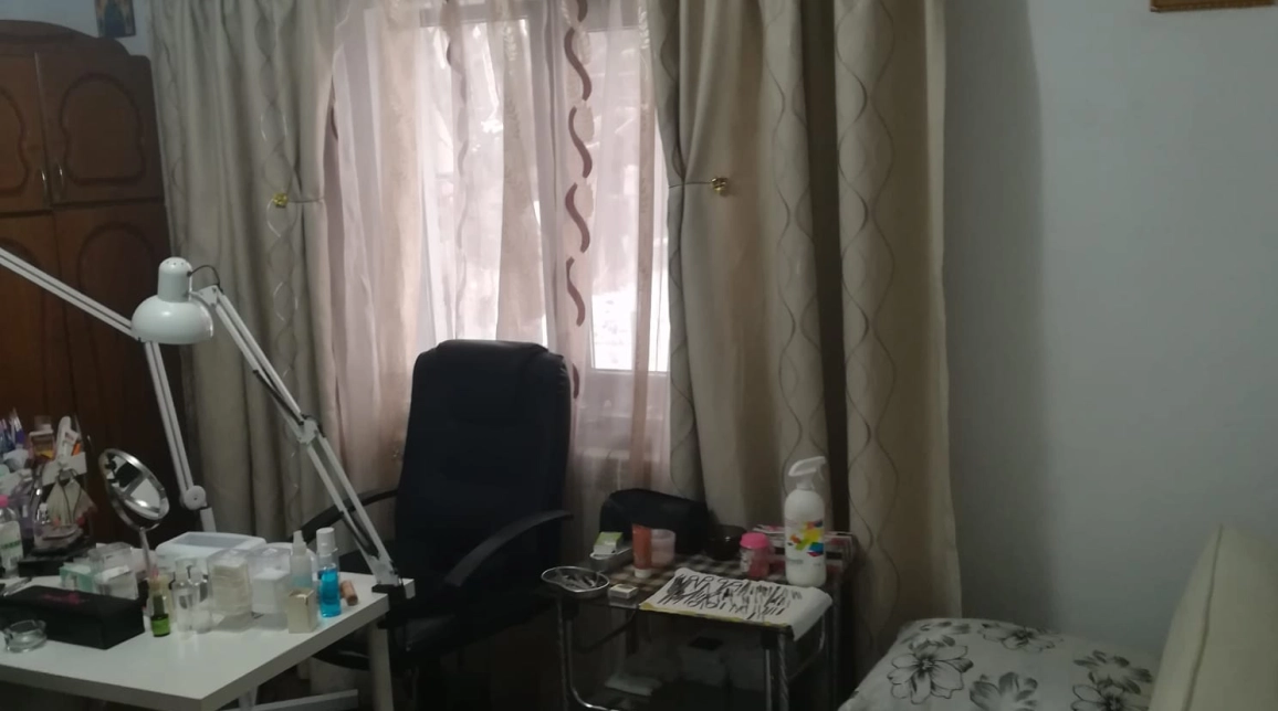 Oferta 4 camere, 100 mp, de vanzare casa in zona Valea Lupului,  satul vechi  Valea Lupului imagine 9