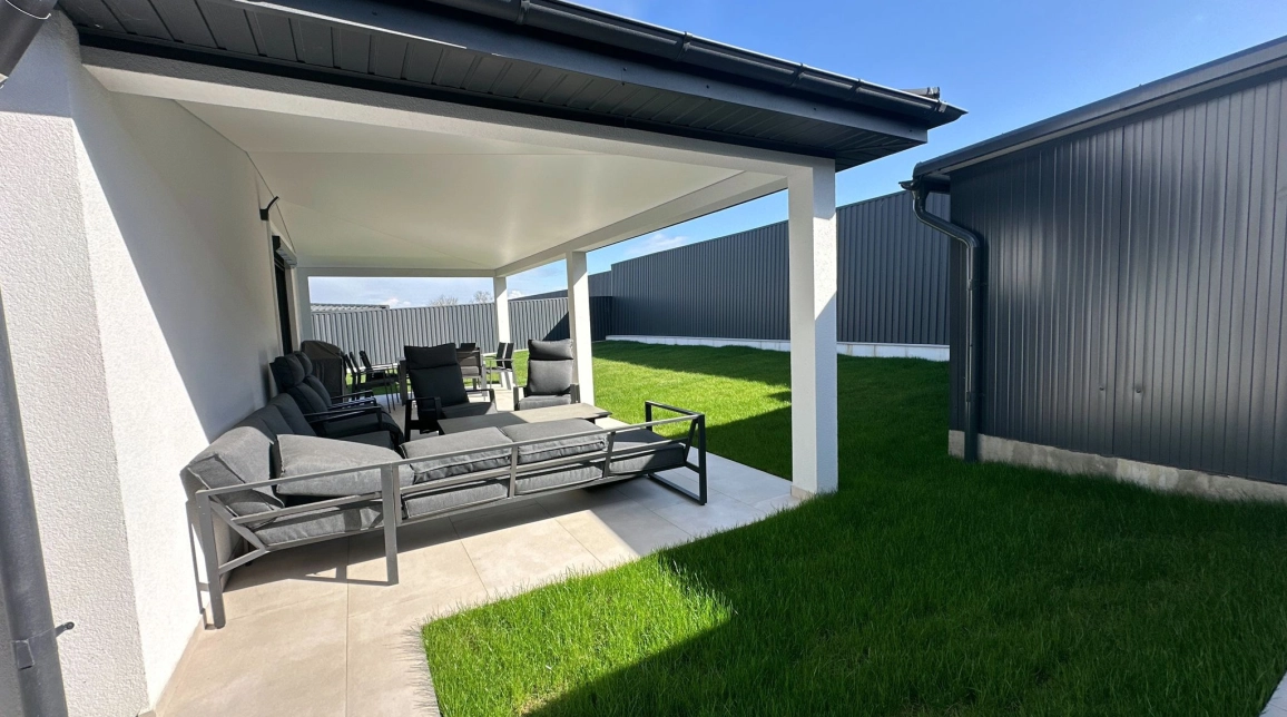 Oferta Casa, 4 camere , 114 mp, Bucium, de vanzare,  Visani - strada principala imagine 7