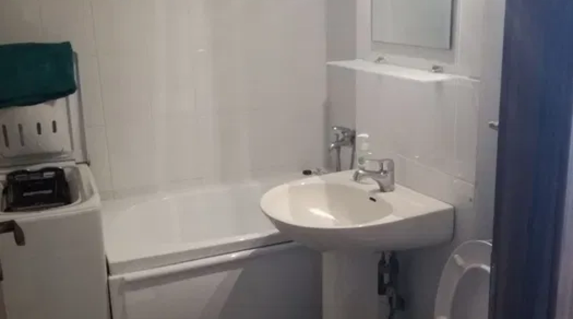 Oferta De inchiriat apartament, 2 camere, decomandat, 53 mp, Podu Ros,  Scoala Gimnaziala Otilia Cazimir imagine 5
