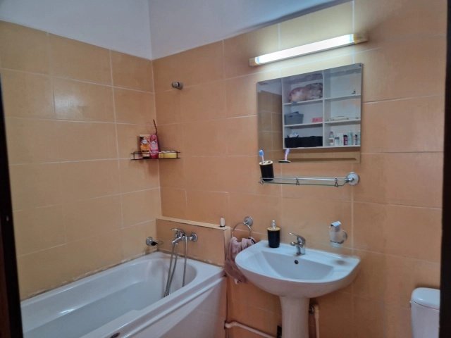 Apartament 2 camere - Tatarasi