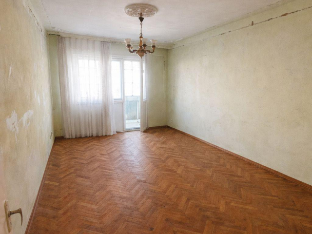 De vanzare apartament, 3 camere,  decomandat,  70 mp, Mircea cel Batran,   162762