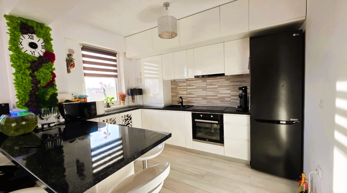 Oferta De vanzare apartament nou, 3 camere, decomandat, 73 mp, Podul de Fier,  Moara de Vant imagine 1