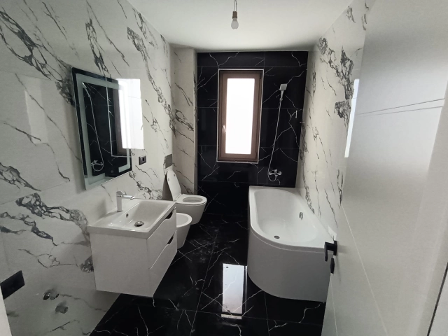 Apartament 3 camere - Popas Pacurari