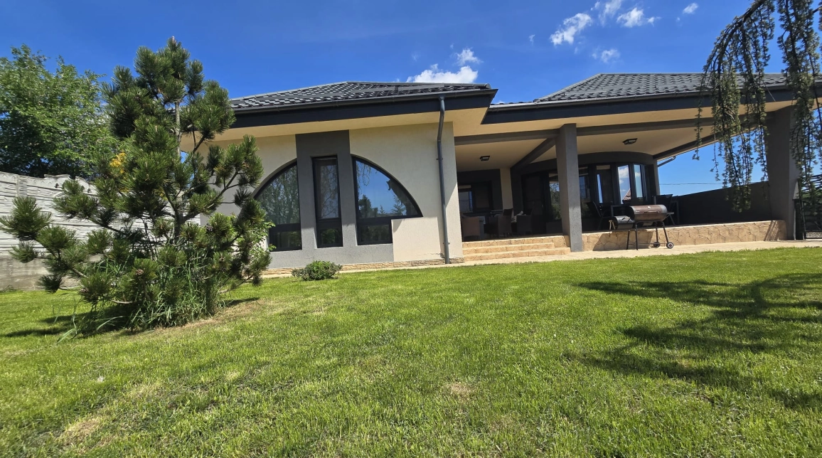 Oferta De vanzare casa, 5 camere, 180 mp, Visani,  700m de Freya imagine 9