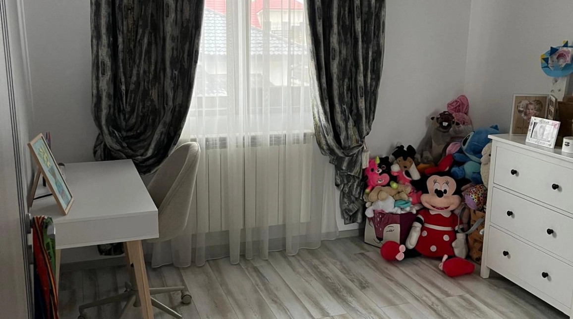 Oferta Casa, 4 camere , 112 mp, Valea Adanca, de vanzare,  dupa Mega Image imagine 3