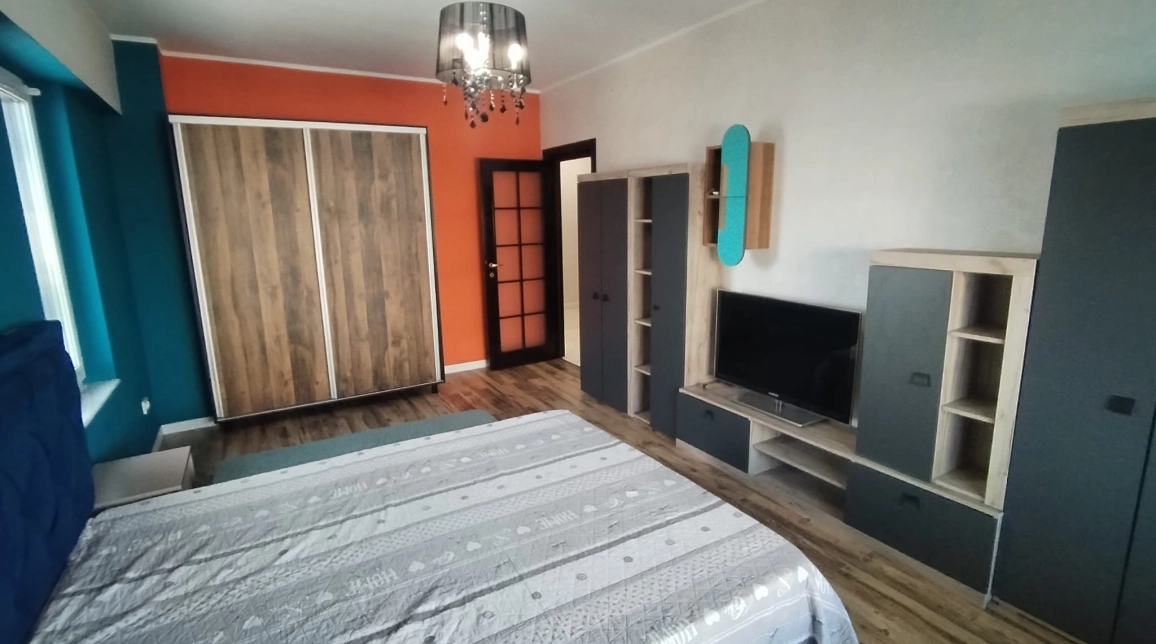 Oferta 2 camere, decomandat, 60 mp, de inchiriat apartament in zona Copou,  Royal Town imagine 1