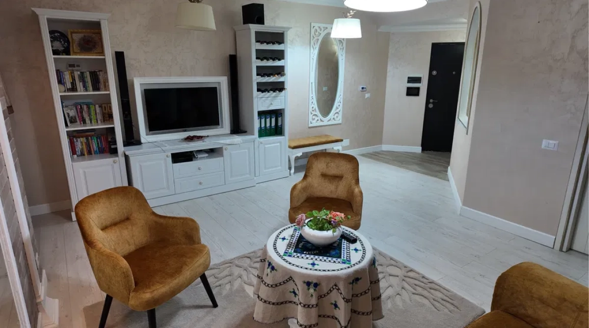 Oferta Fermelor apartament 74 mp, 2 camere, decomandat, de inchiriat imagine 2