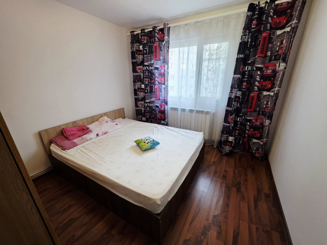 De inchiriat apartament, 3 camere,  semidecomandat,  54 mp, Alexandru cel Bun,  (Minerva) 163282