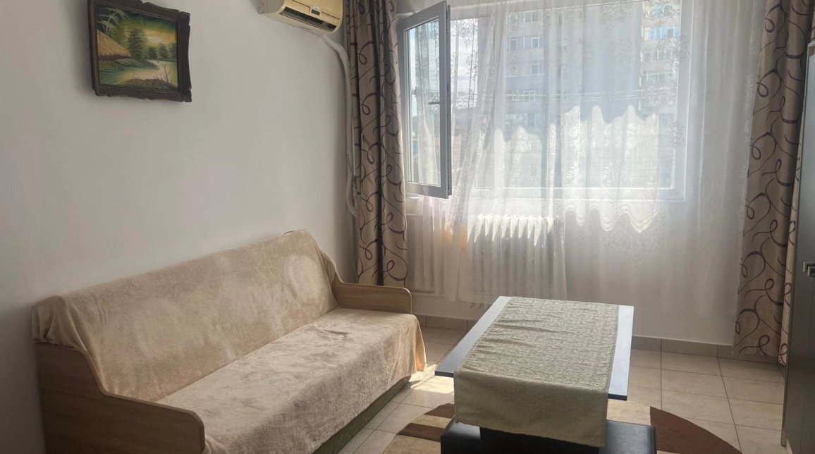 Oferta 28 mp, de vanzare garsoniera in zona Podu Ros,  Restaurant Cotnari imagine 2