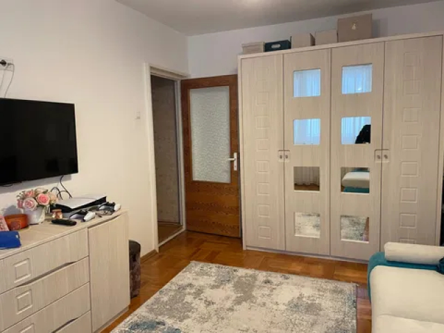 De vanzare apartament, 2 camere,  decomandat,  49 mp, Precista,  (Shopping City) 160577
