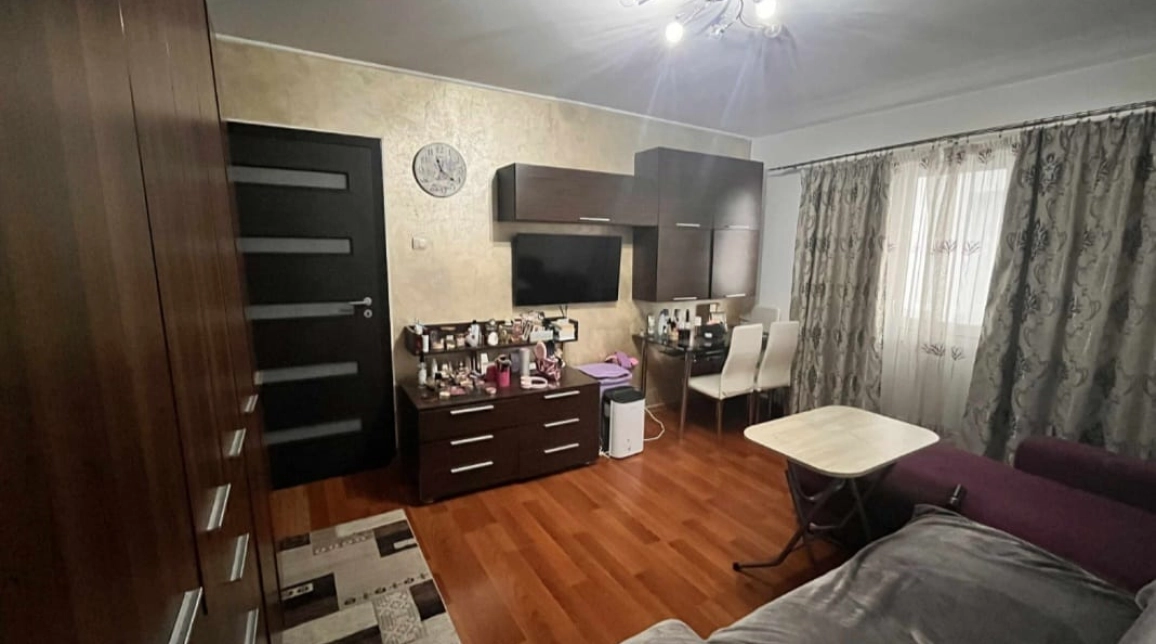 Oferta De vanzare apartament, 2 camere, semidecomandat, 42 mp, Alexandru cel Bun,  Zimbru imagine 2
