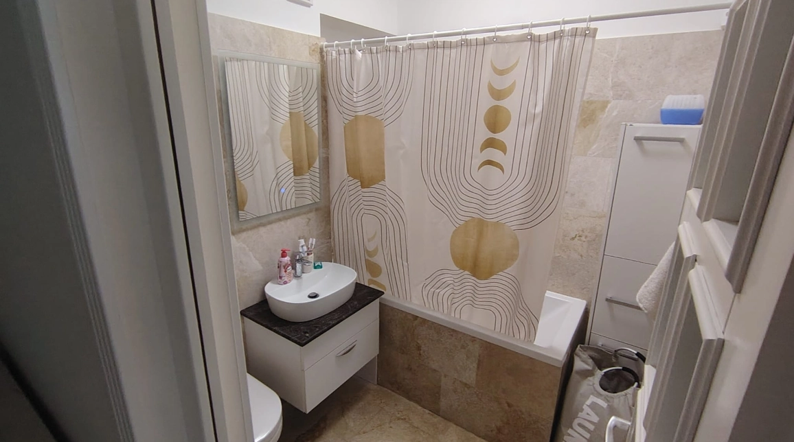 Oferta Apartament nou, 2 camere open-space, 62 mp, Copou, de vanzare,  Complex Royal Town imagine 5