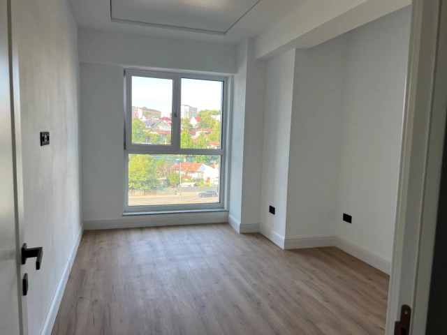 Apartament 3 camere - Tatarasi