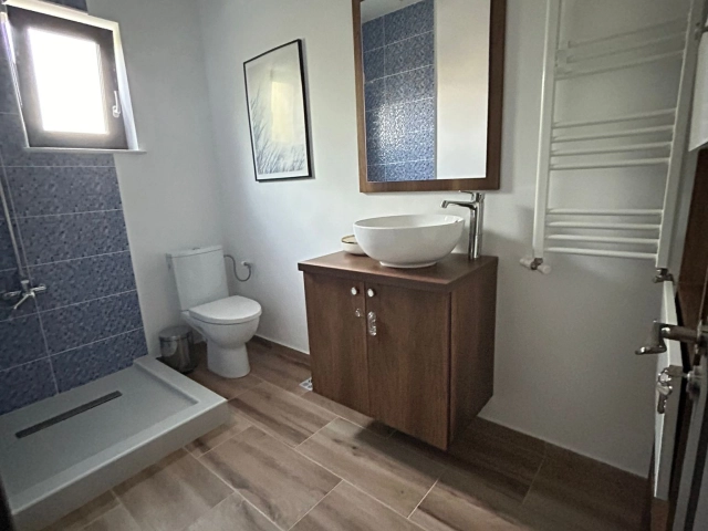 Apartament 4 camere - Breazu