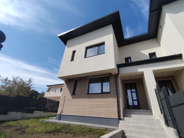 Vila, 4 camere, 108mp, Rediu, de vanzare,  (Str Soarelui) 161641