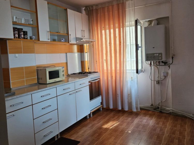Dacia apartament  50 mp, 2 camere,  decomandat, de inchiriat,  (Lidl) 161159