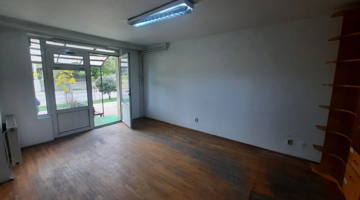 Oferta 3 camere, decomandat, 67 mp, de vanzare apartament in zona Central,  Bulevardul 9 Mai / BNP Casapu imagine 1