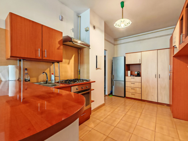 De vanzare apartament, 2 camere,  decomandat,  78 mp, Faleza Nord,  (Spitalul Militar) 161722