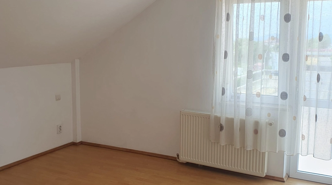 Oferta Calea Romanului apartament 71 mp, 2 camere, duplex, de vanzare,  White Lady imagine 3