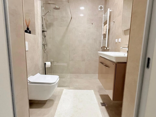 Apartament 2 camere - Centru