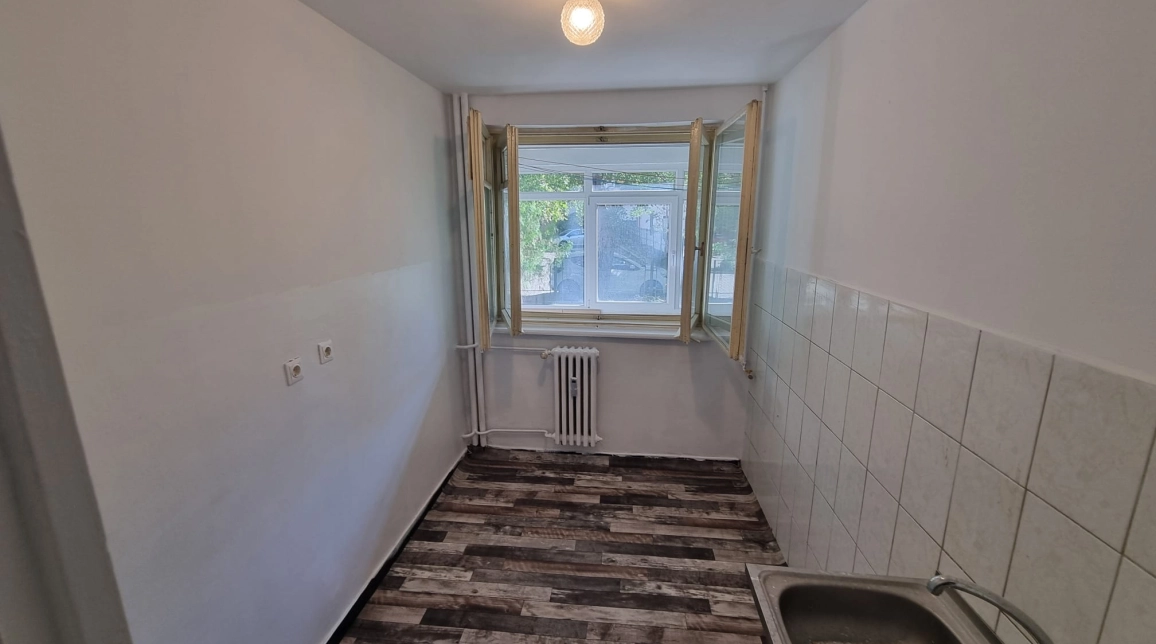 Oferta Apartament de vanzare, 2 camere, semidecomandat, 54 mp, Tatarasi,  Piata Chirila imagine 5
