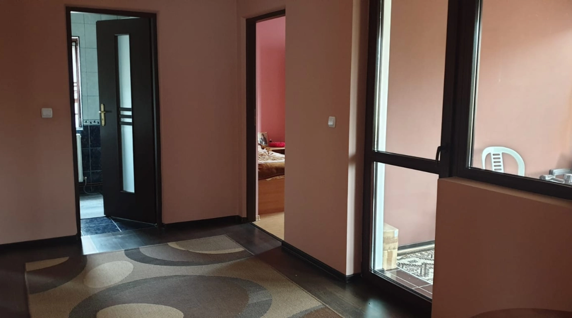 Oferta Casa de vanzare, 5 camere, 200 mp, Barnova,  dupa Pensiunea Garofita imagine 5