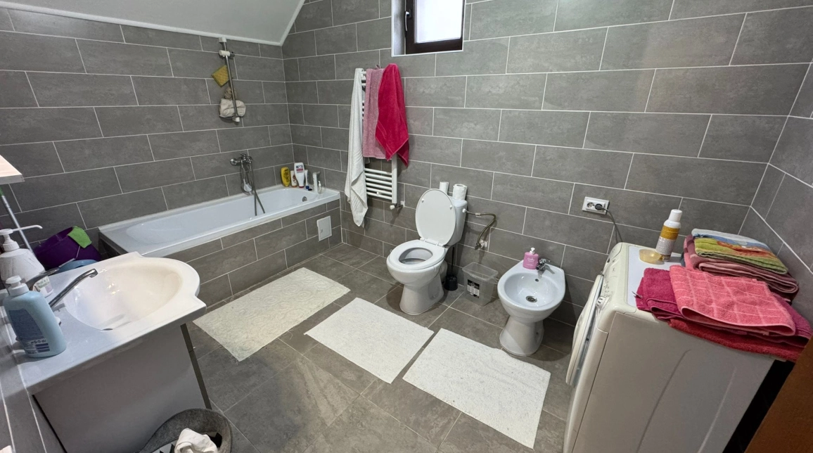 Oferta Casa de vanzare, 5 camere, 135 mp, Lunca Cetatuii,  Cartier Astoria imagine 7