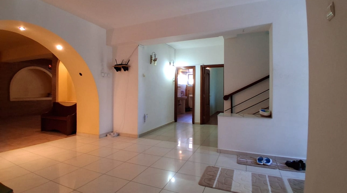Oferta De vanzare casa, 5 camere, 390 mp, Bucium,   imagine 16
