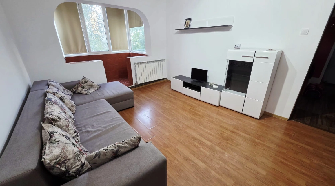 Oferta De inchiriat apartament, 3 camere, semidecomandat, 54 mp, Alexandru cel Bun,  Minerva imagine 4