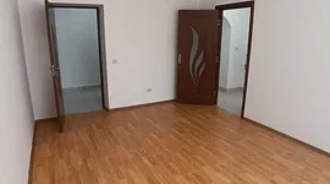 Oferta Central apartament 47 mp, 2 camere, decomandat, de vanzare,  Dacia imagine 1