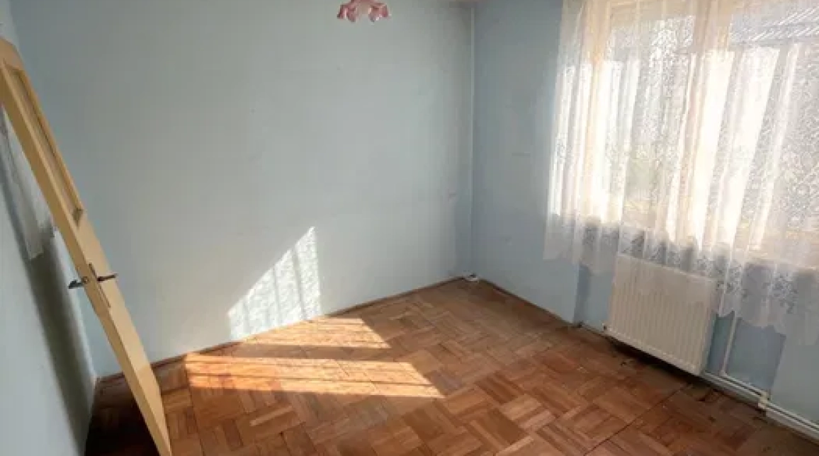 Oferta Apartament, 2 camere semidecomandat, 39 mp, Central, de vanzare,  Aurora / Dacia imagine 2