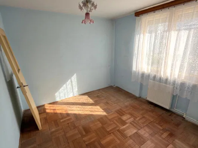 Apartament, 2 camere  semidecomandat,  39 mp, Central, de vanzare,  (Aurora / Dacia) 162286
