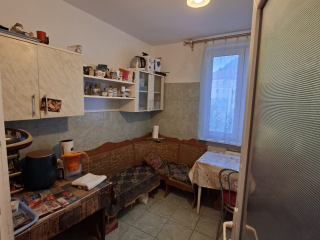 3 camere,  decomandat,  67 mp, de vanzare apartament in zona Central,   163038
