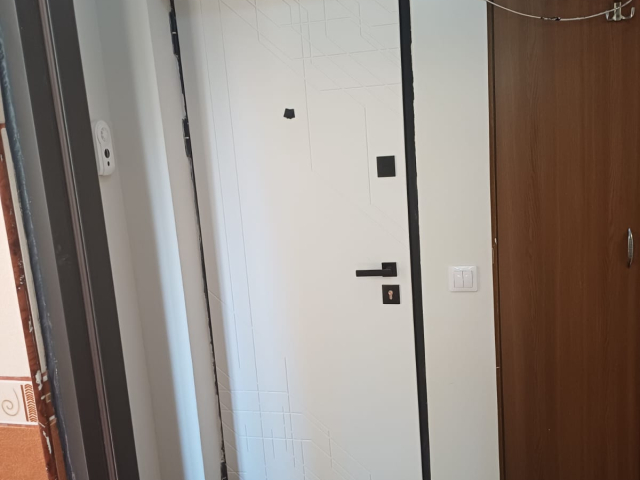 Titan apartament  60 mp, 3 camere,  semidecomandat, de vanzare,  (Piata Minis) 163384